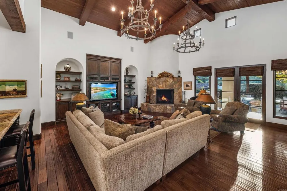 6870 La Valle Plateada Rancho Santa Fe, CA 92067
