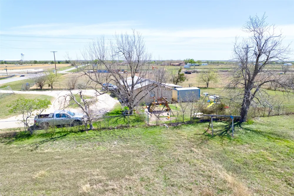 17809 FM 1100 Elgin, TX 78621