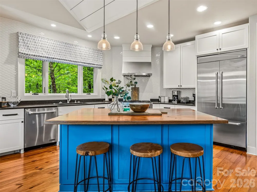 60 Shoreline Drive Tuckasegee, NC 28783