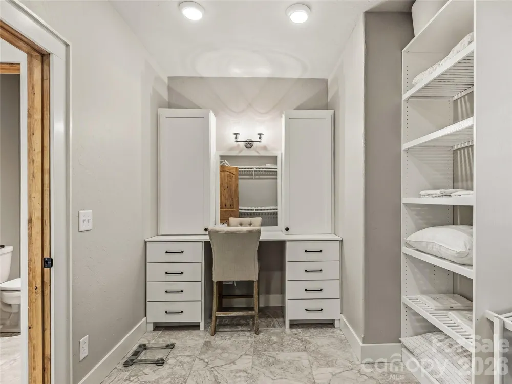 60 Shoreline Drive Tuckasegee, NC 28783