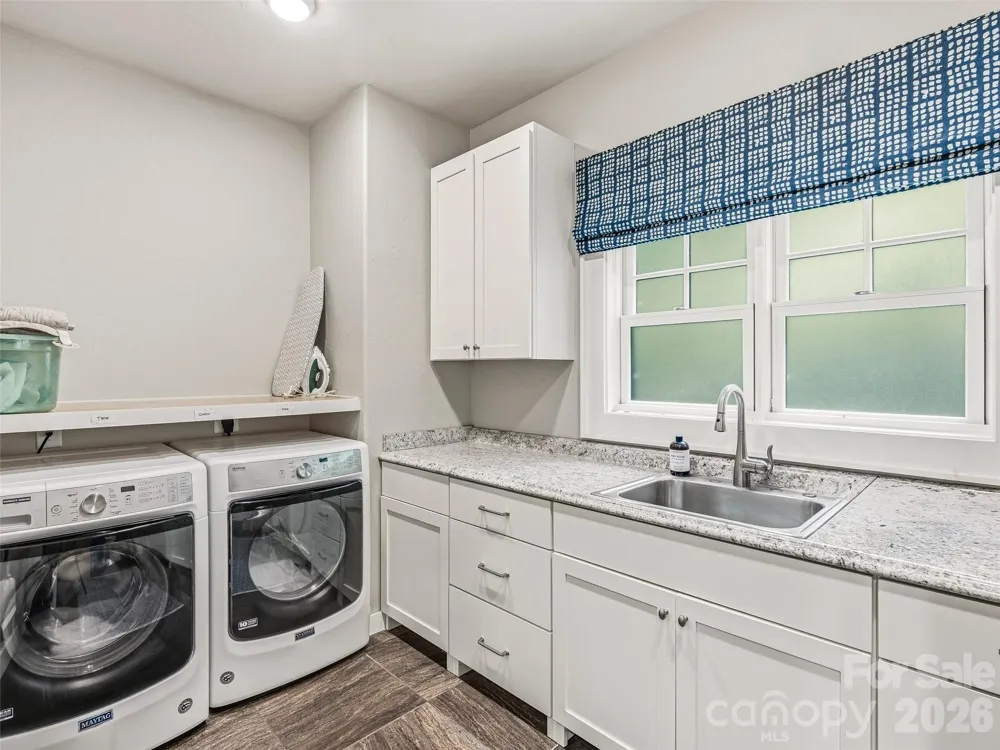 60 Shoreline Drive Tuckasegee, NC 28783