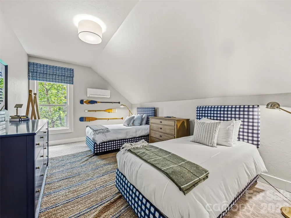 60 Shoreline Drive Tuckasegee, NC 28783