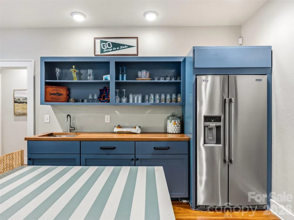 60 Shoreline Drive Tuckasegee, NC 28783