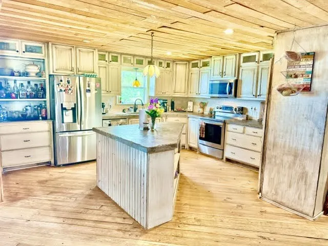 6033 Gowan Drive Malakoff, TX 75148