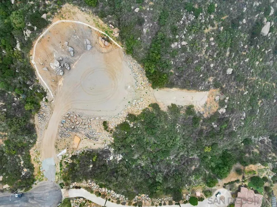 2169 Corte Dorado Espuela Alpine, CA 91901