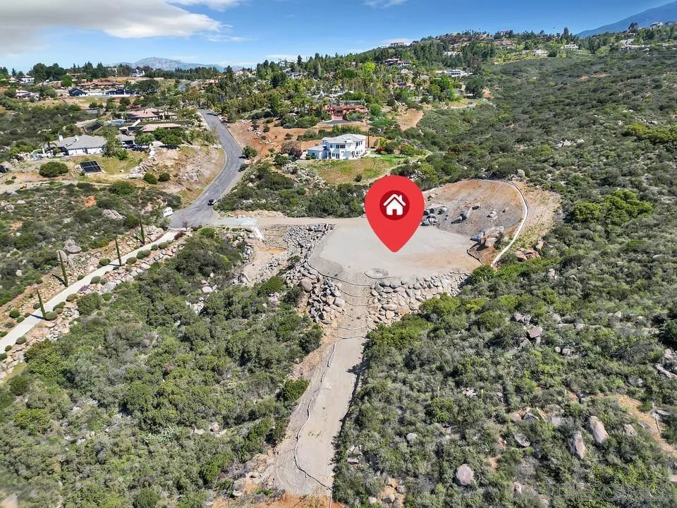 2169 Corte Dorado Espuela Alpine, CA 91901