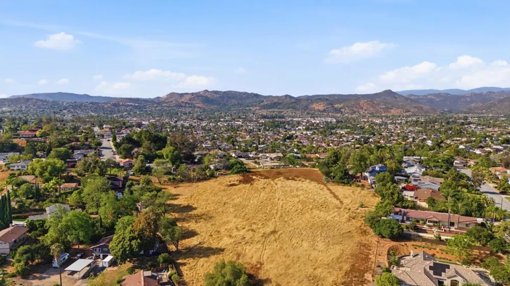 Birch Ave Escondido, CA 92027