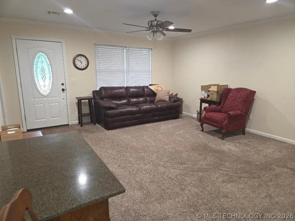 605 S 4th Eufaula, OK 74432
