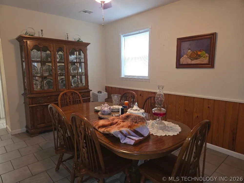 605 S 4th Eufaula, OK 74432