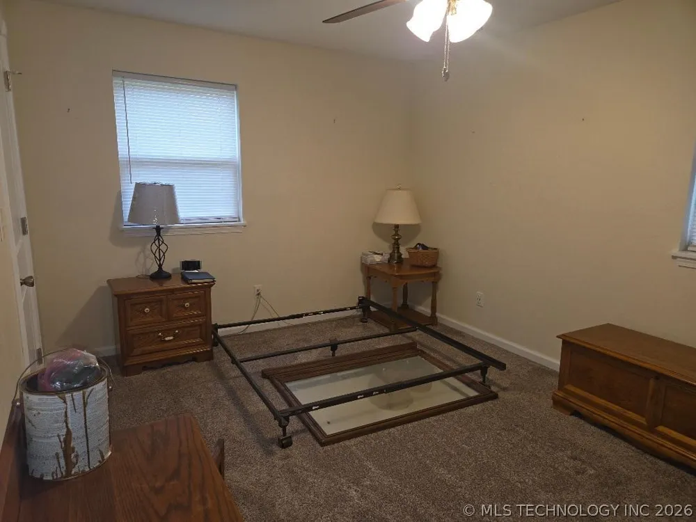605 S 4th Eufaula, OK 74432