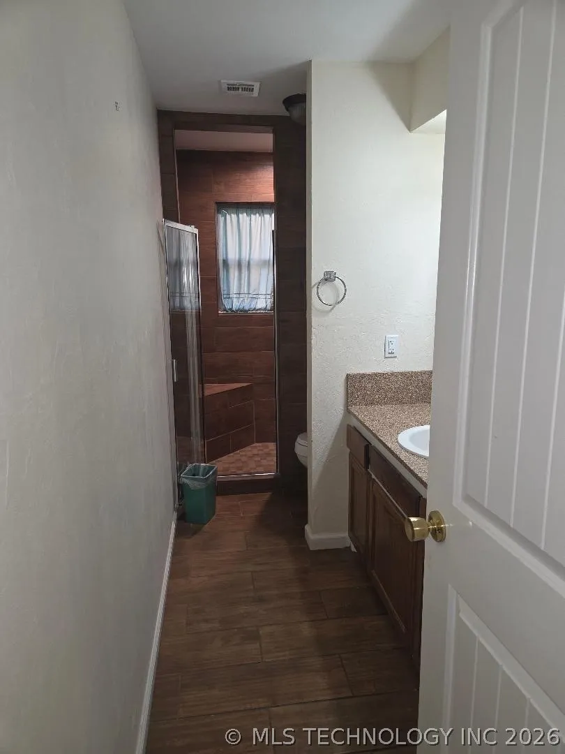 605 S 4th Eufaula, OK 74432