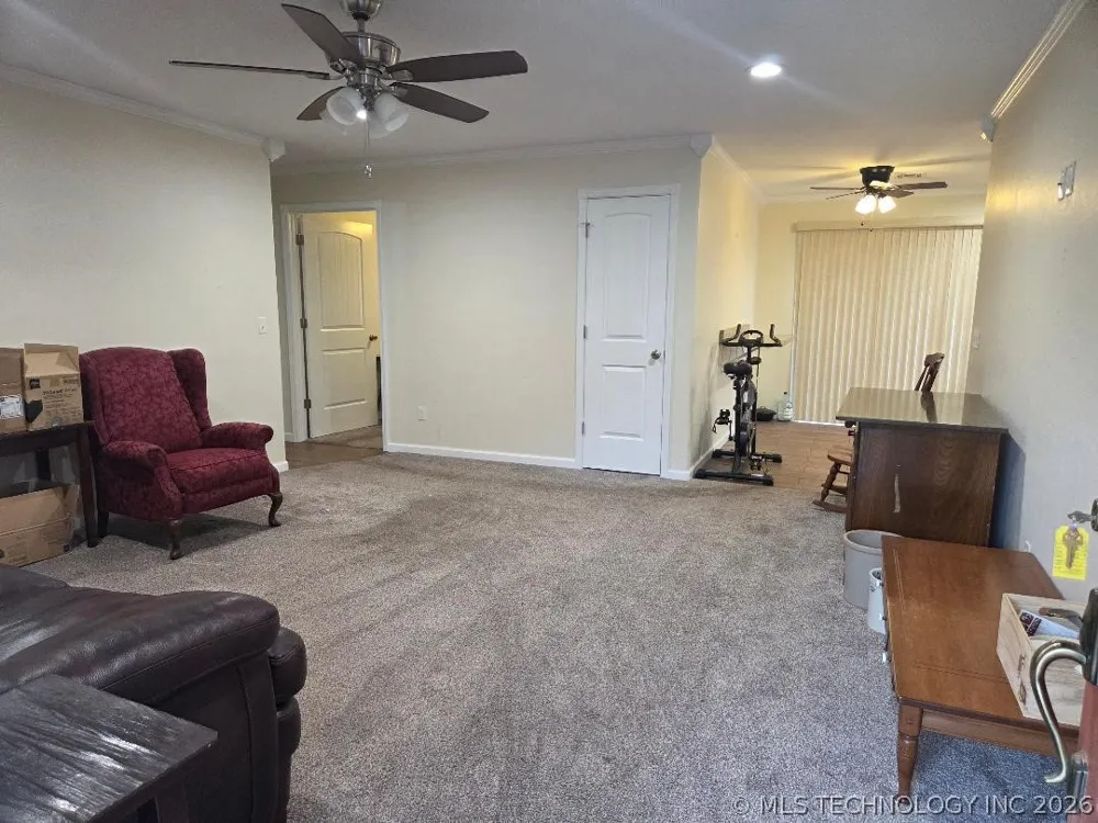 605 S 4th Eufaula, OK 74432