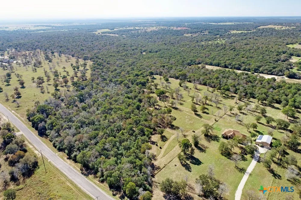 Flash Circle    Lot 257 Luling, TX 78648