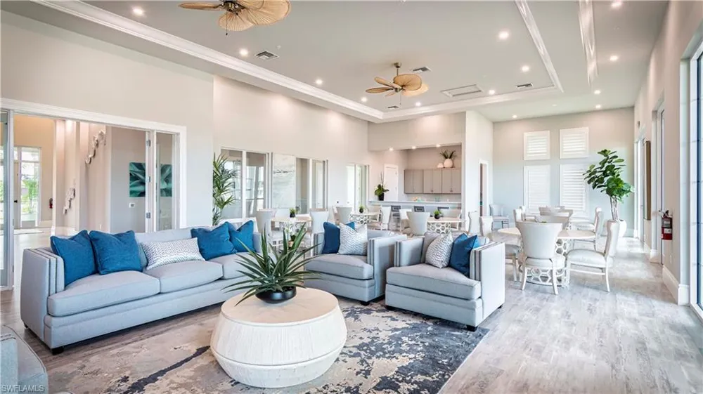 273 Indies Drive E #102 Naples, FL 34114