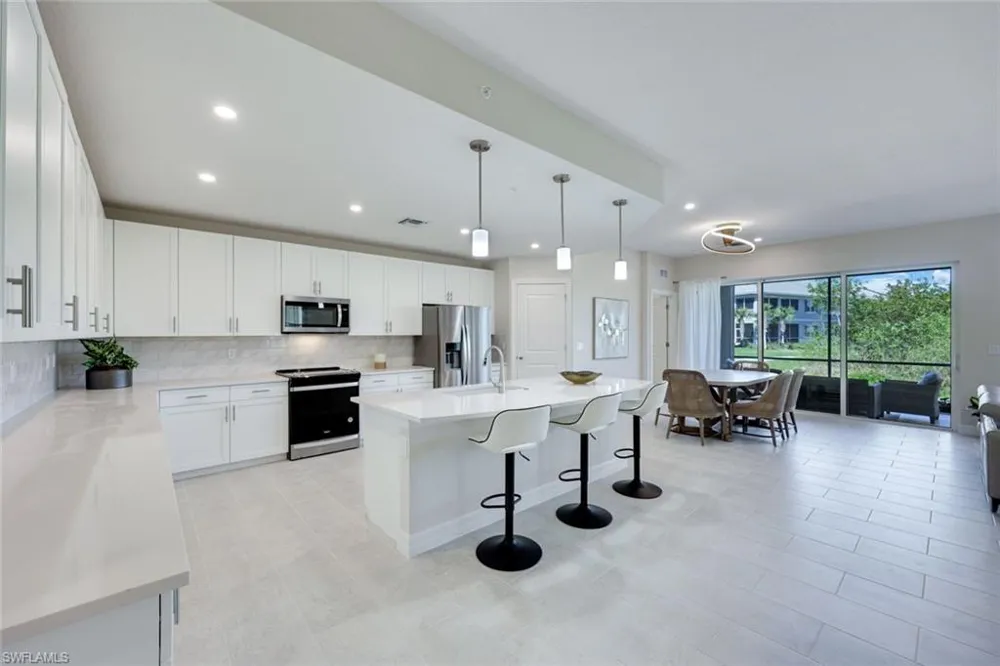 273 Indies Drive E #102 Naples, FL 34114