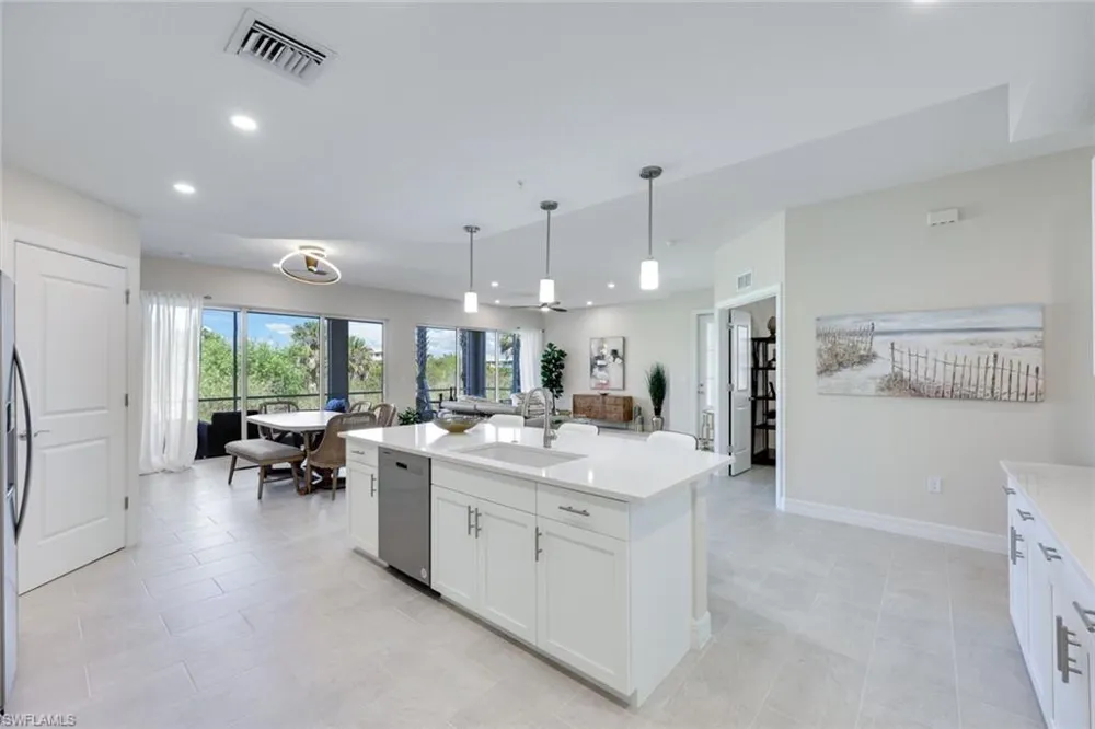273 Indies Drive E #102 Naples, FL 34114