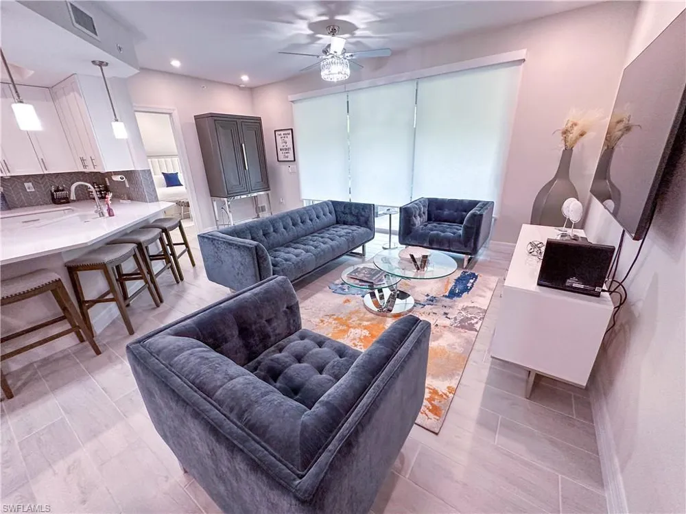 220 Indies Dr E #101 Naples, FL 34114