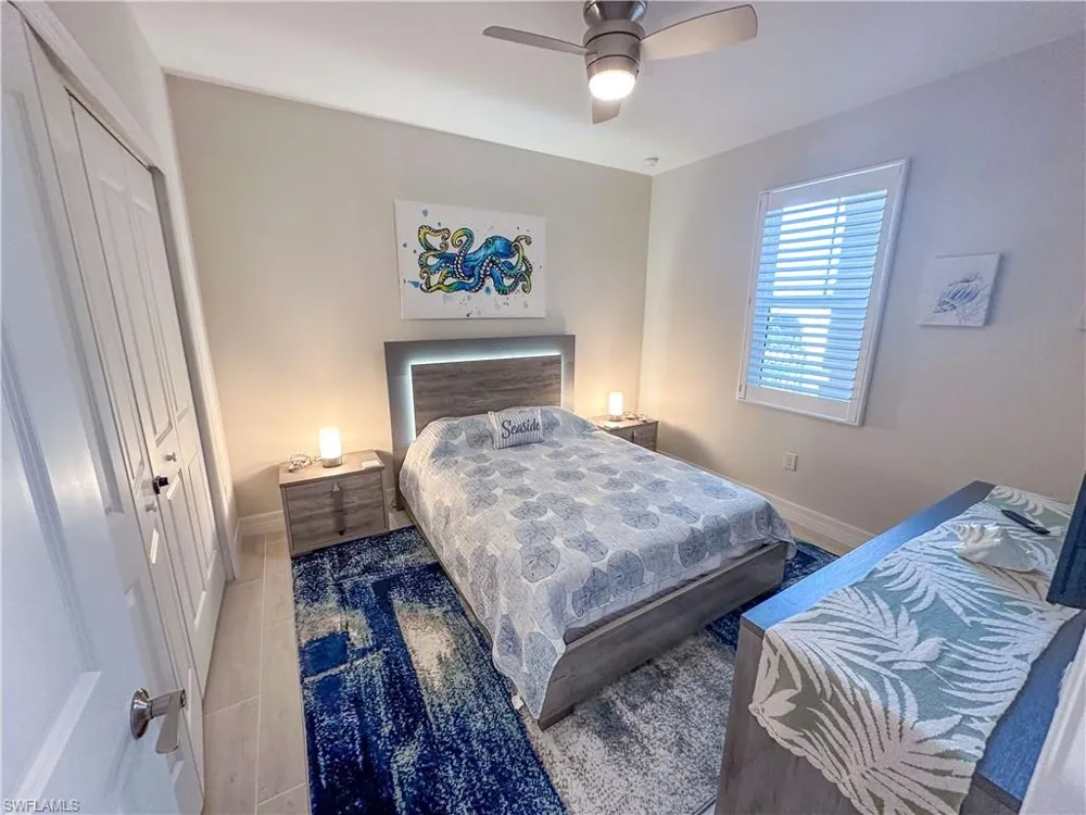 220 Indies Dr E #101 Naples, FL 34114