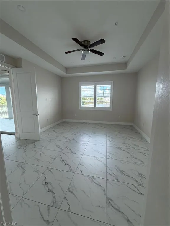251 Indies Dr E #201 Naples, FL 34114