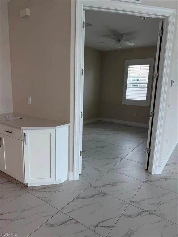251 Indies Dr E #201 Naples, FL 34114