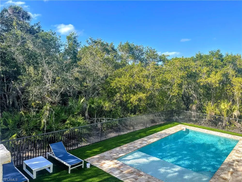 317 Nature View Court #3 Fort Myers Beach, FL 33931