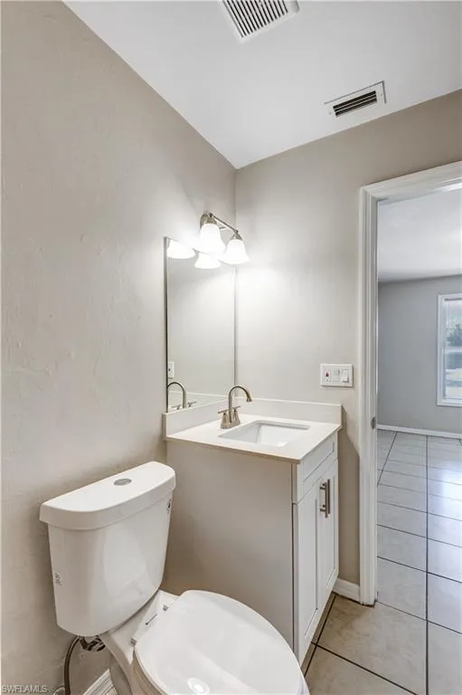 5453 16th Place SW Naples, FL 34116