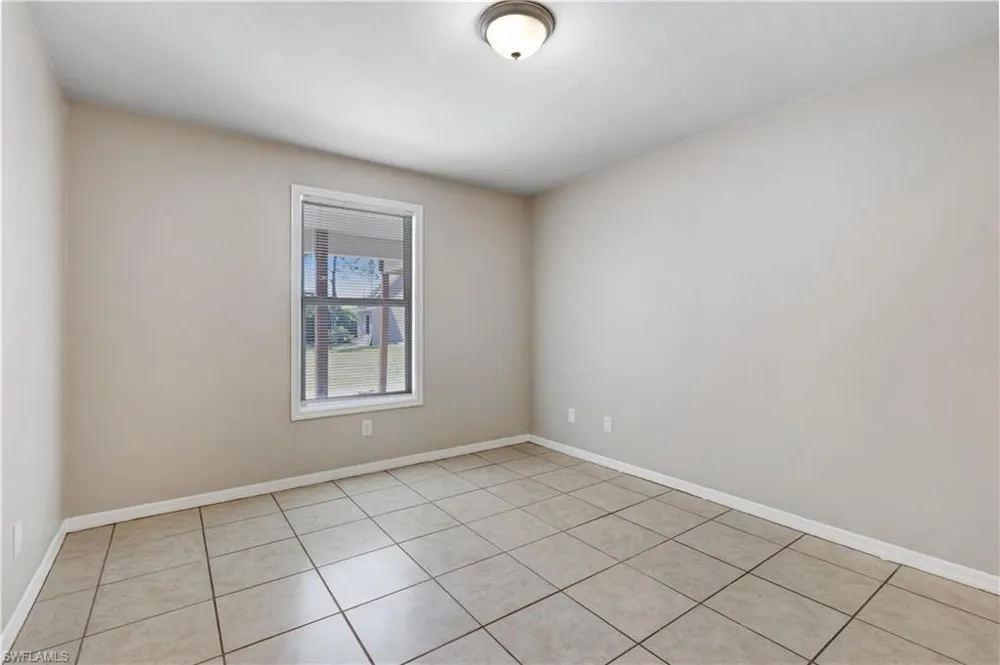 5453 16th Place SW Naples, FL 34116