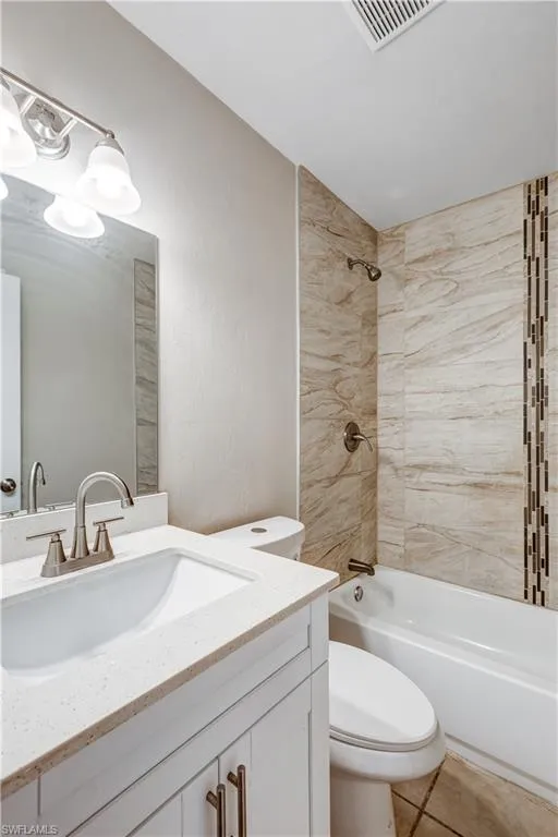 5453 16th Place SW Naples, FL 34116