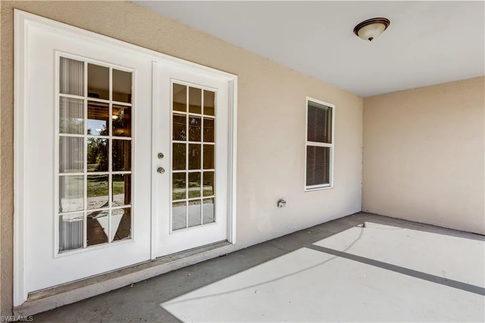 5453 16th Place SW Naples, FL 34116