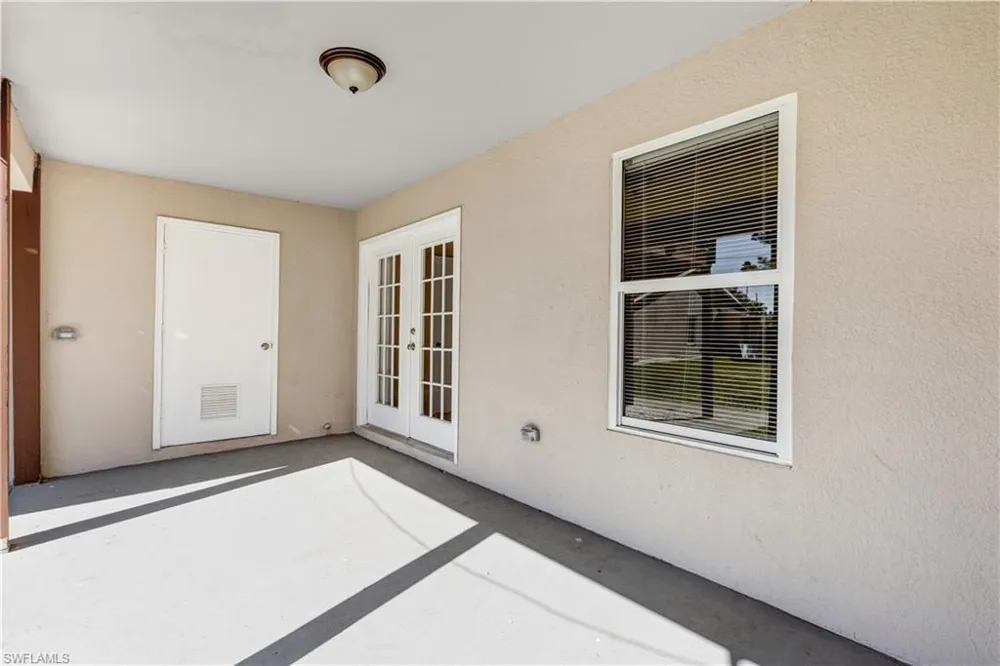 5453 16th Place SW Naples, FL 34116
