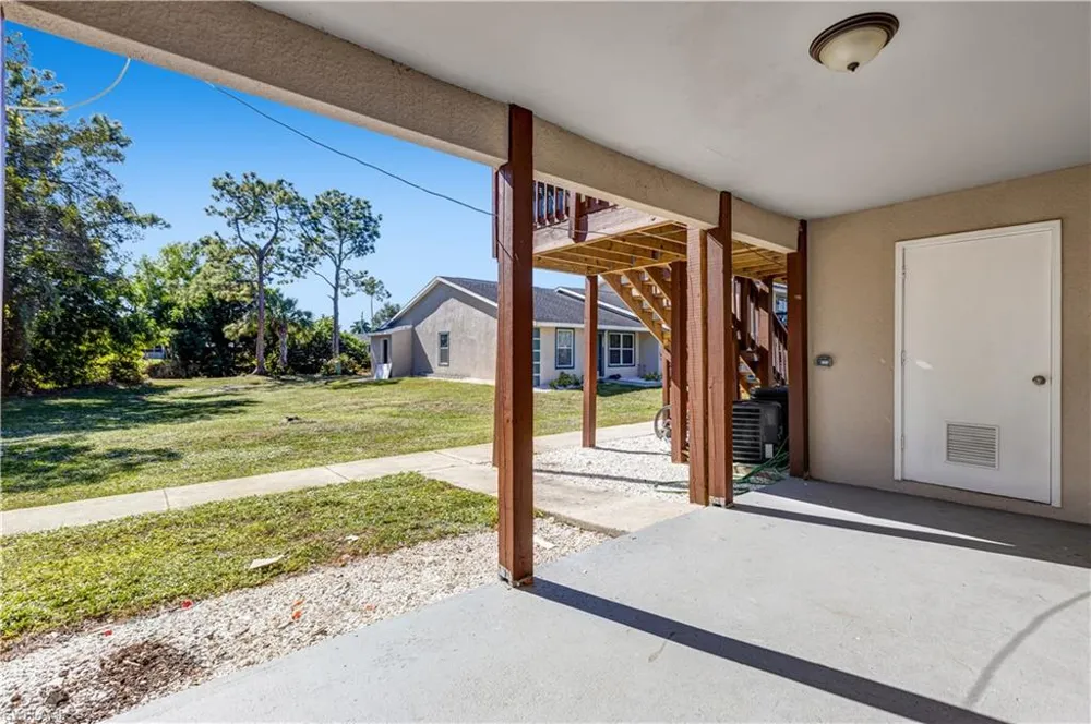 5453 16th Place SW Naples, FL 34116