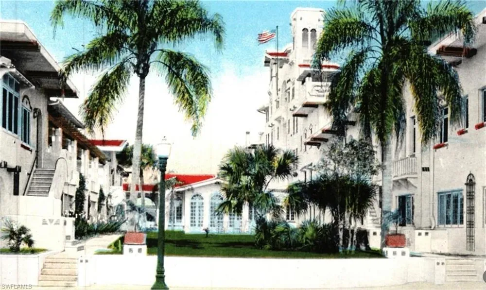 65 S Palm Avenue #702 Sarasota, FL 34236