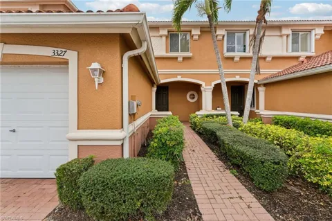 3327 Dandolo Circle