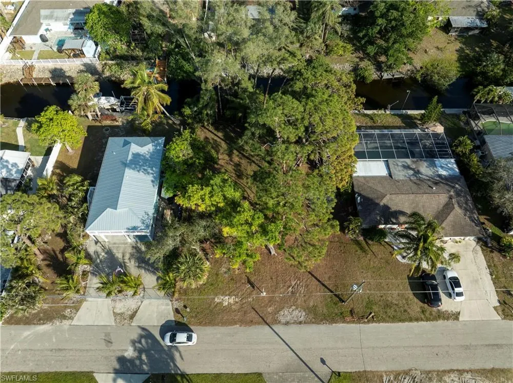 27290 J C LANE Bonita Springs, FL 34135