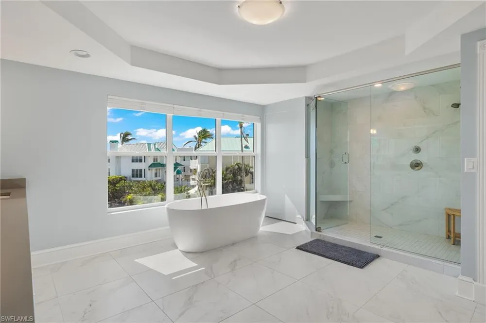 411 Bella Vista Way E Sanibel, FL 33957