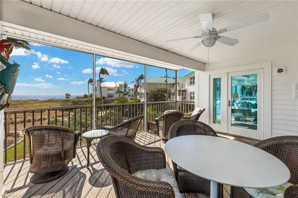 411 Bella Vista Way E Sanibel, FL 33957