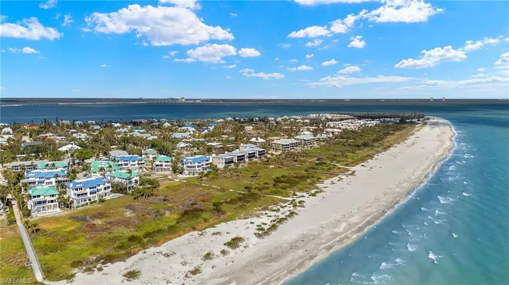 411 Bella Vista Way E Sanibel, FL 33957