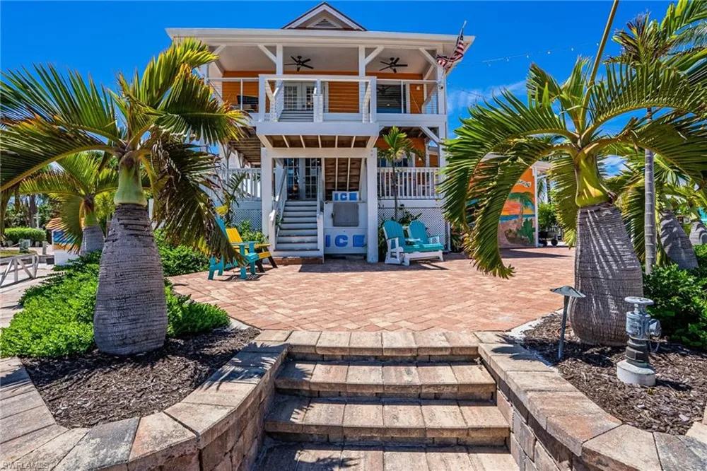 516 Longboat Circle Captiva, FL 33924