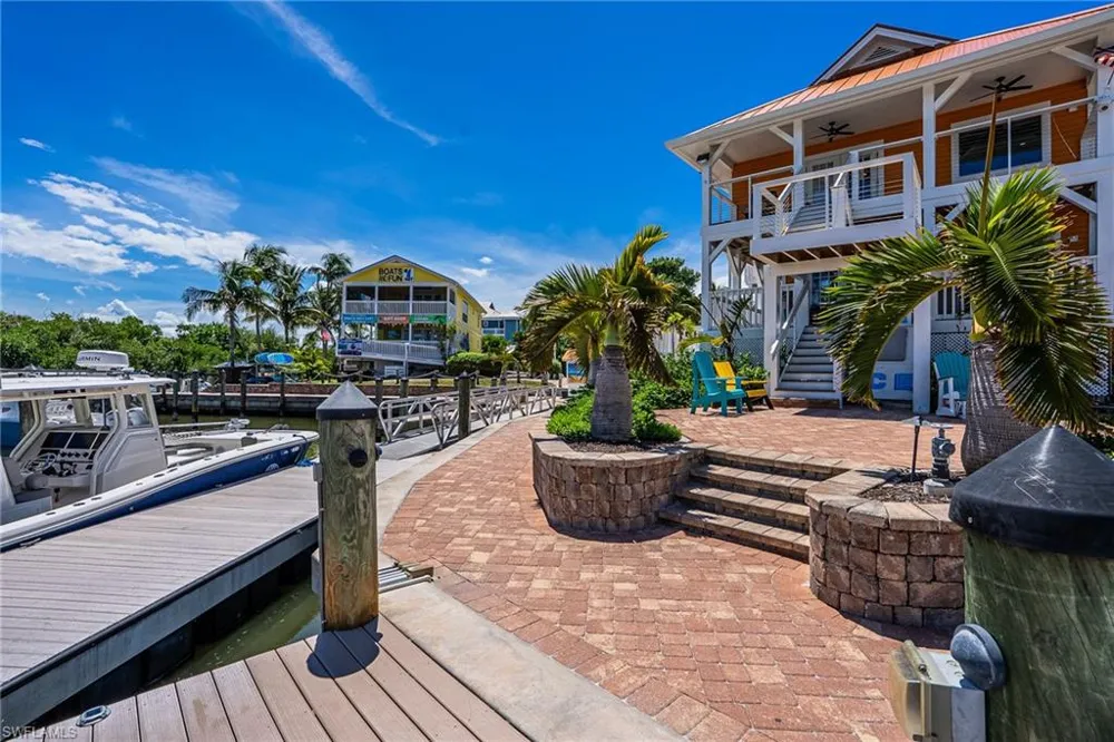 516 Longboat Circle Captiva, FL 33924