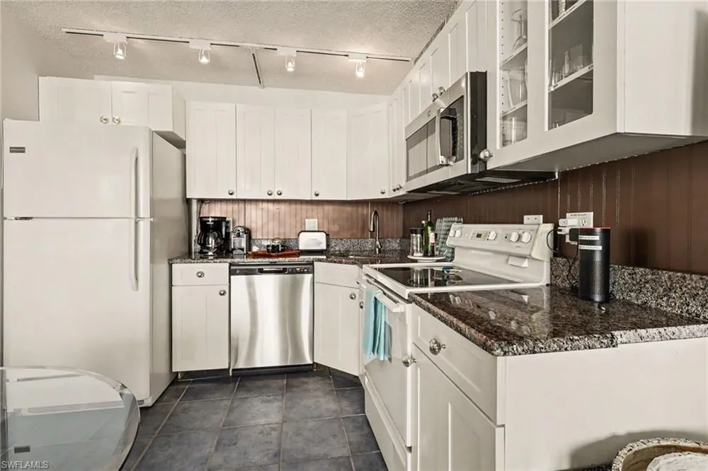 7330 Estero Boulevard #202 Fort Myers Beach, FL 33931