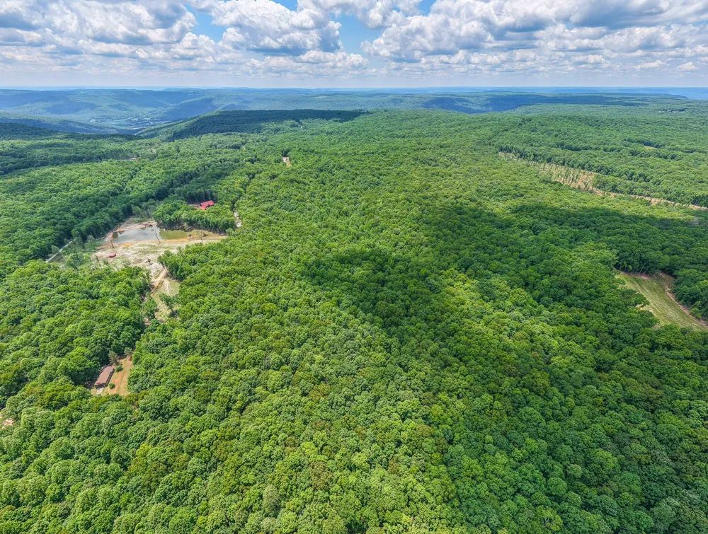 1215 Stage Coach Rd Sewanee, TN 37375
