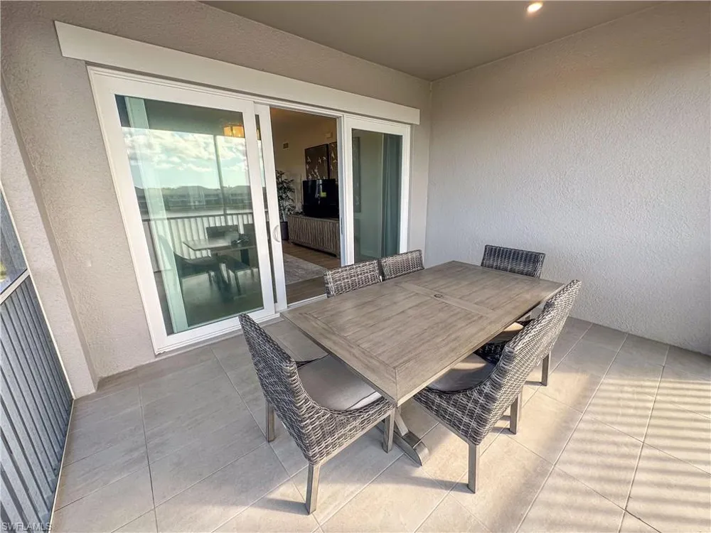 163 Indies Drive E #206 Naples, FL 34114