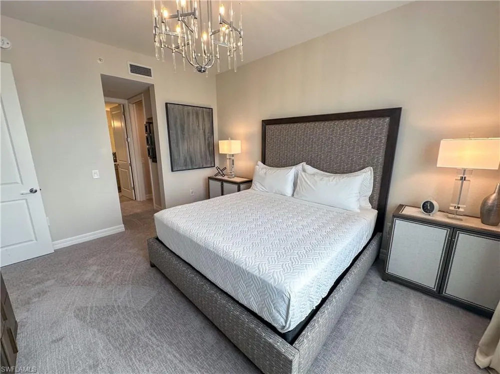 163 Indies Drive E #206 Naples, FL 34114