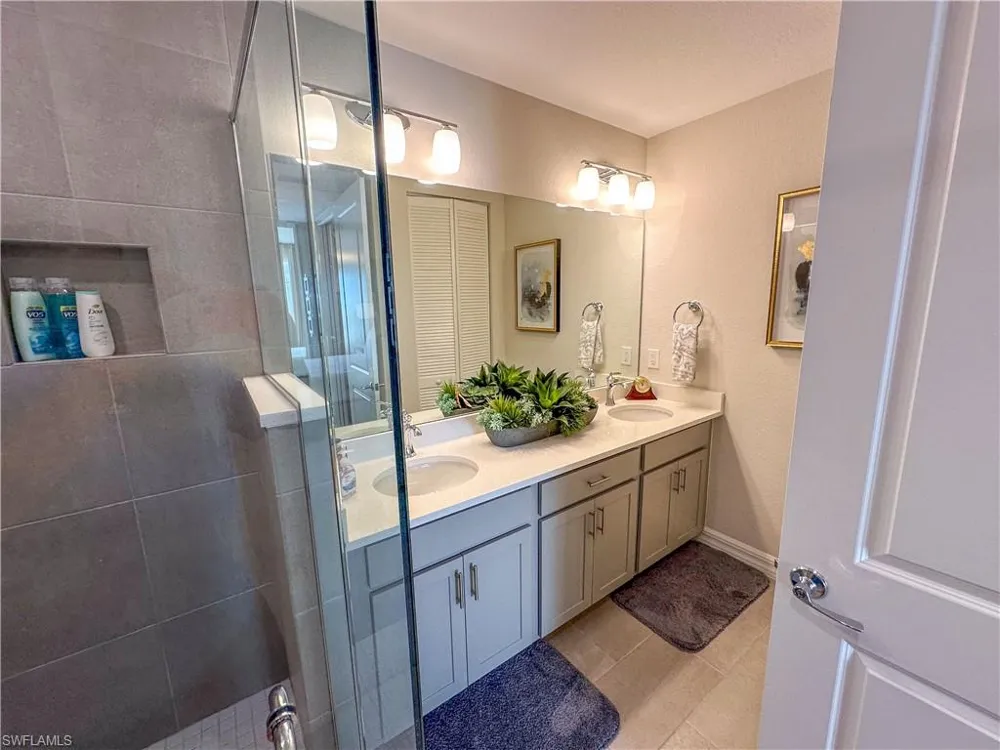 163 Indies Drive E #206 Naples, FL 34114