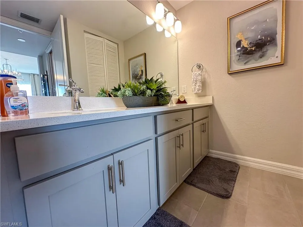 163 Indies Drive E #206 Naples, FL 34114