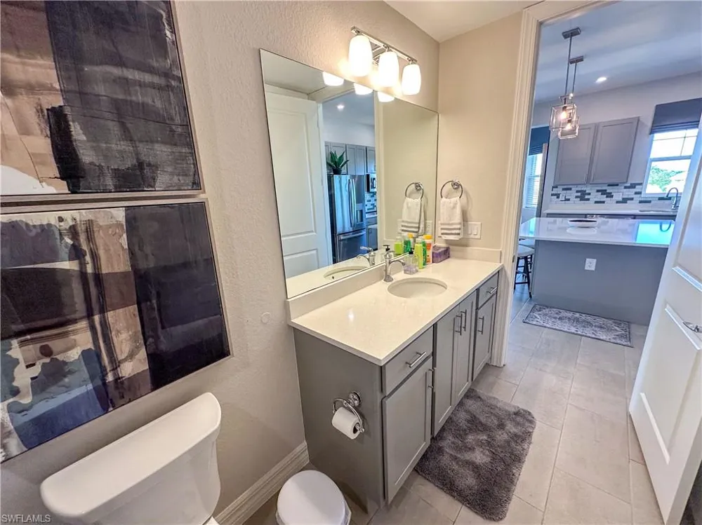 163 Indies Drive E #206 Naples, FL 34114