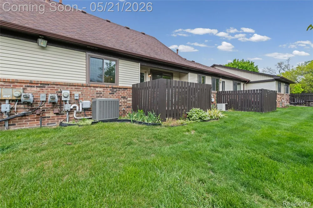 3779 Heritage Parkway #41 Dearborn City, MI 48124