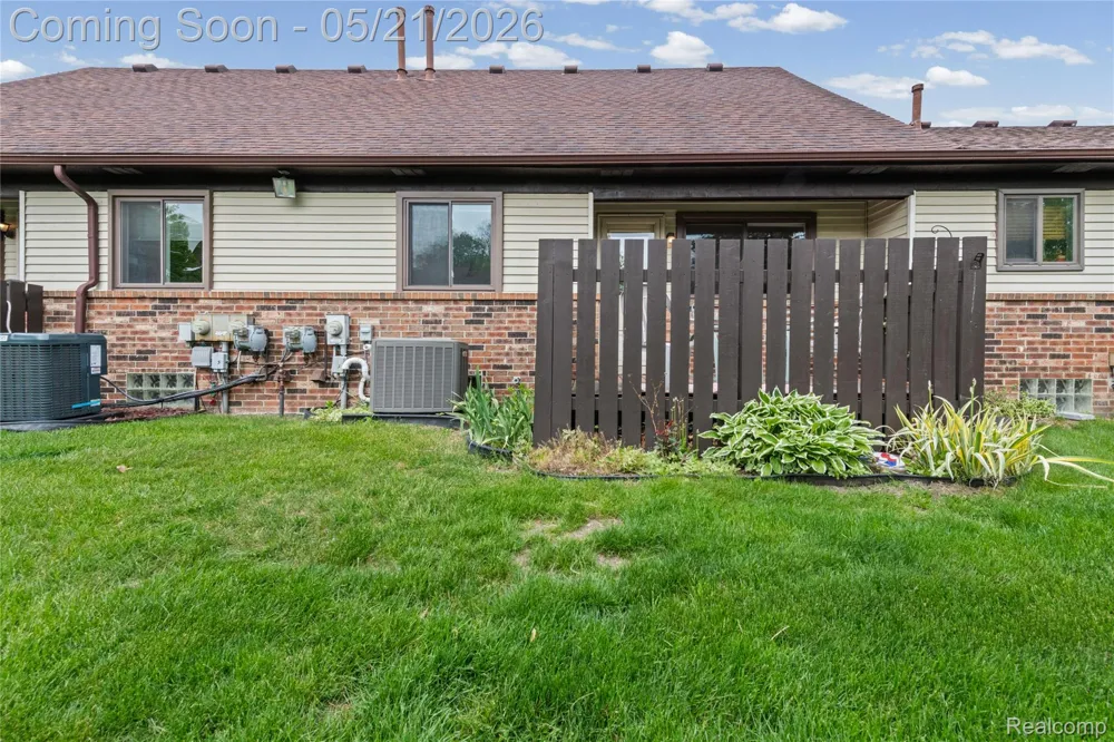 3779 Heritage Parkway #41 Dearborn City, MI 48124