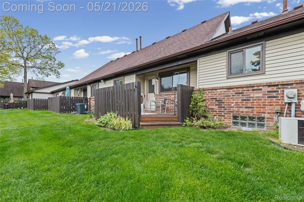 3779 Heritage Parkway #41 Dearborn City, MI 48124