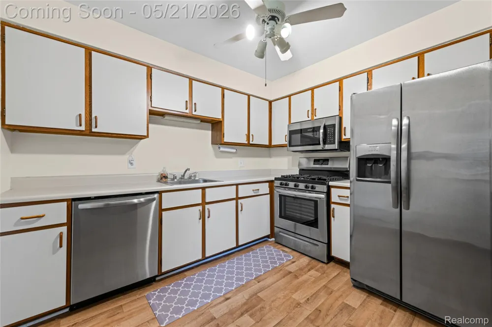 3779 Heritage Parkway #41 Dearborn City, MI 48124